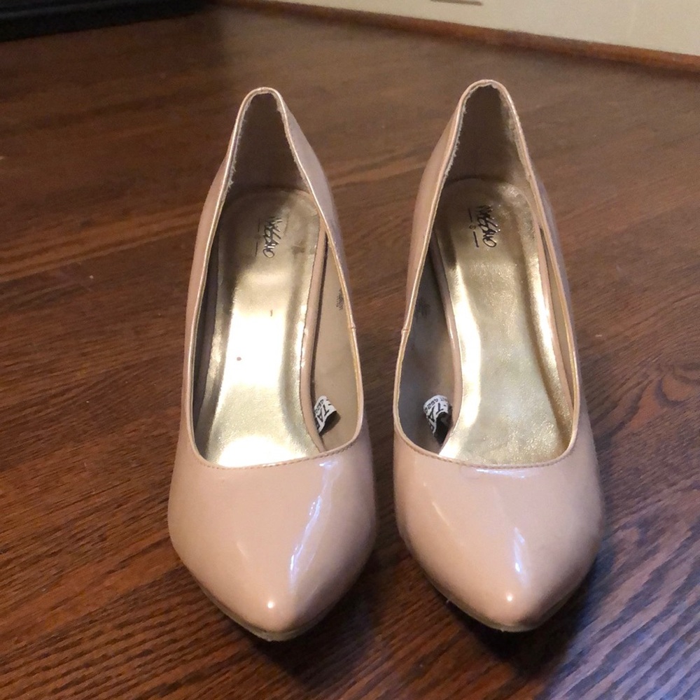 Mossimo nude heals